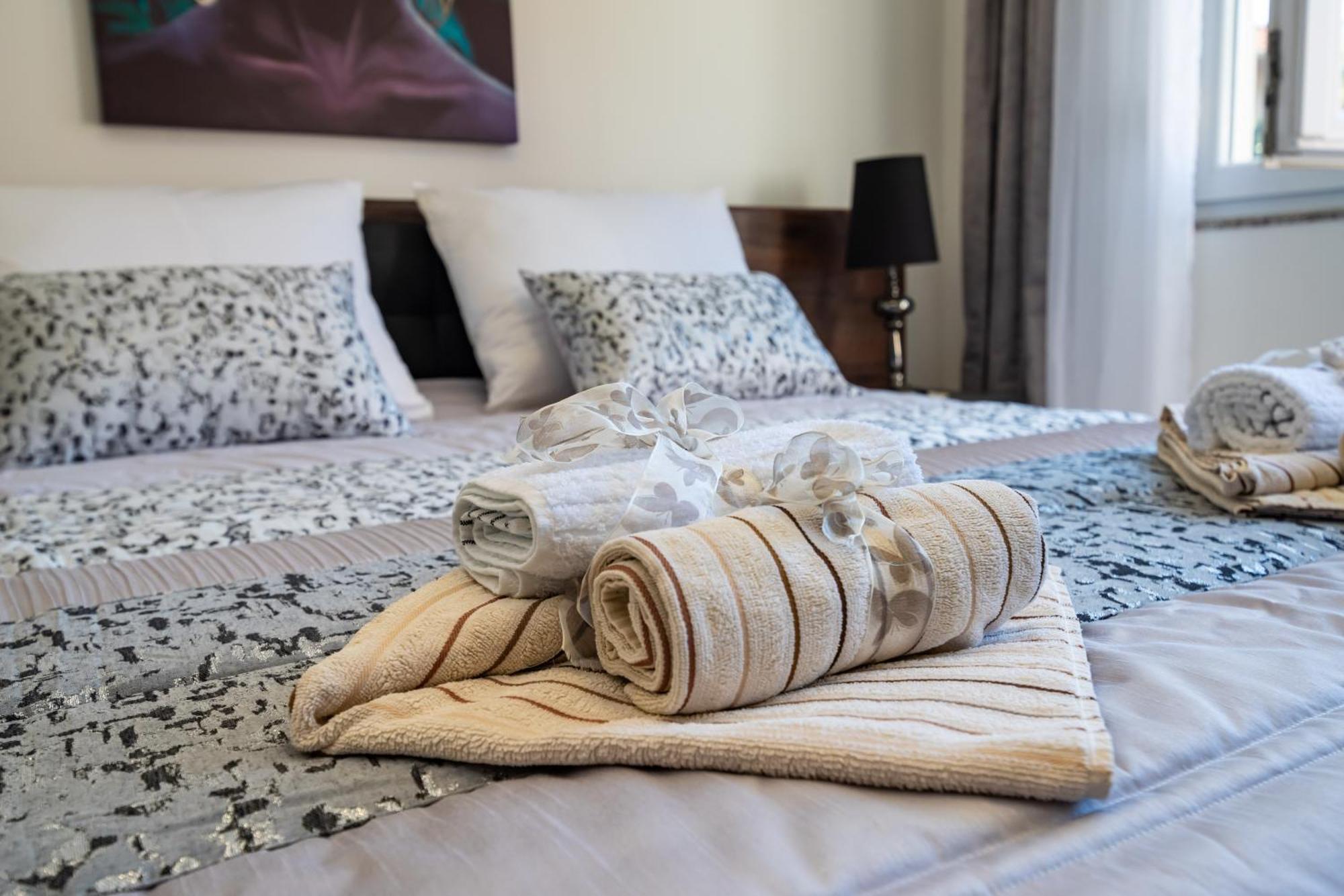Kolovare Garden Oasis - First Row By Sea Apartment Zadar Luaran gambar