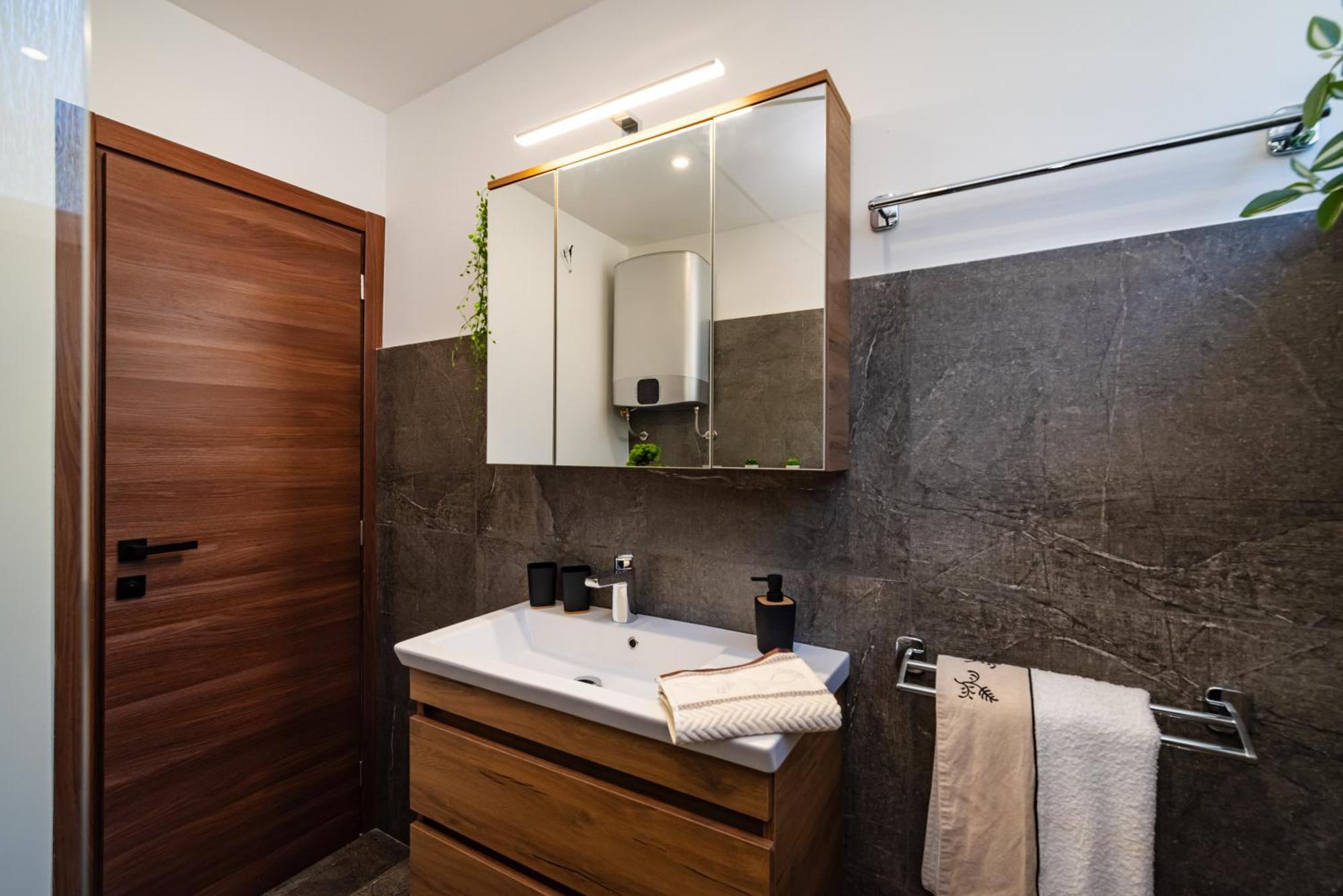 Kolovare Garden Oasis - First Row By Sea Apartment Zadar Luaran gambar