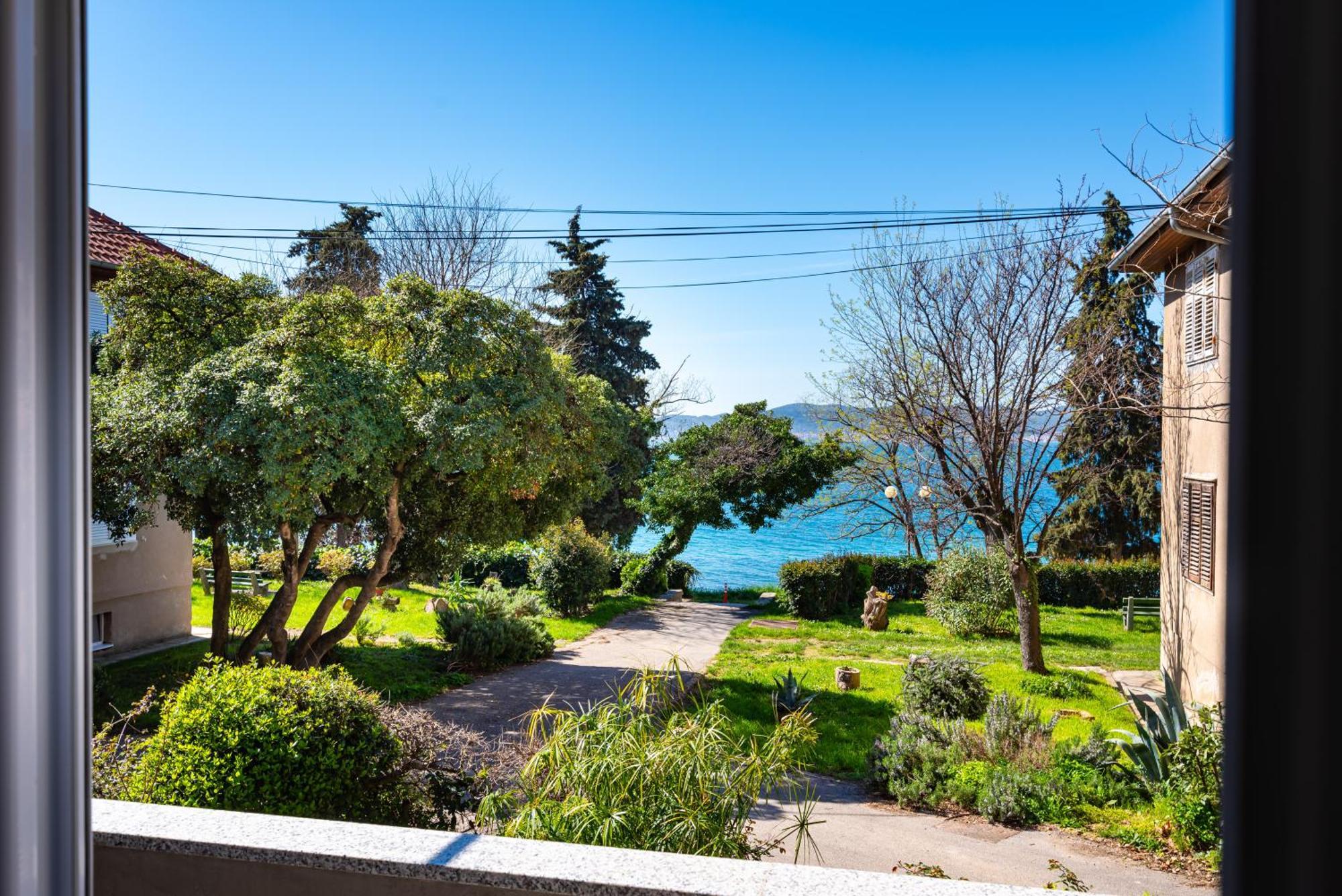 Kolovare Garden Oasis - First Row By Sea Apartment Zadar Luaran gambar
