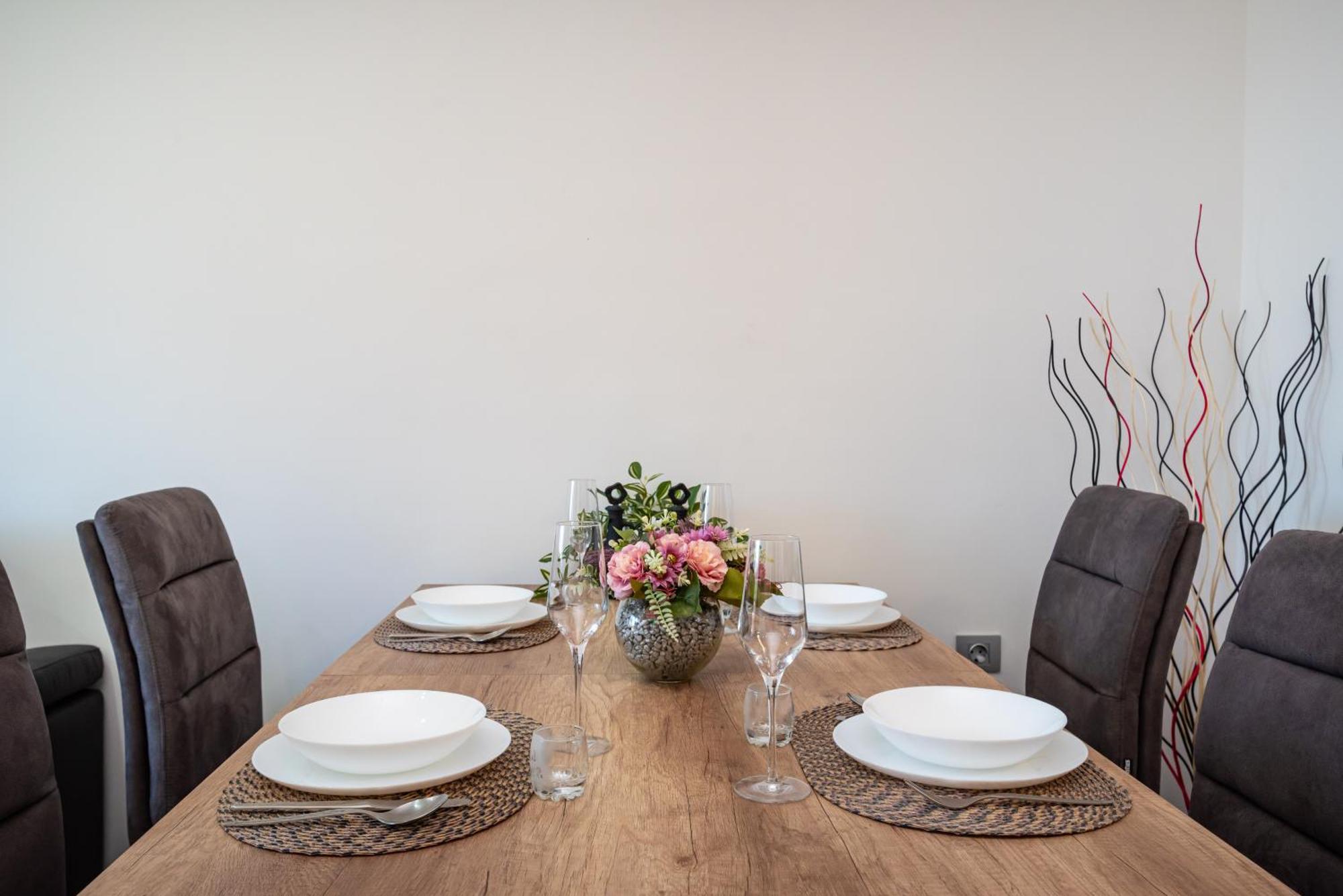 Kolovare Garden Oasis - First Row By Sea Apartment Zadar Luaran gambar